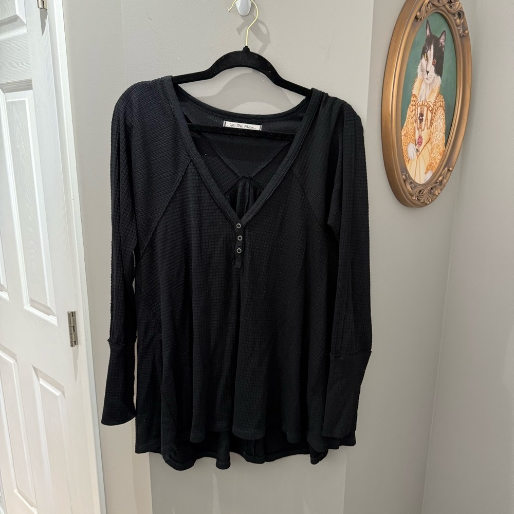 Free People Black Long Sleeve Top-Lg